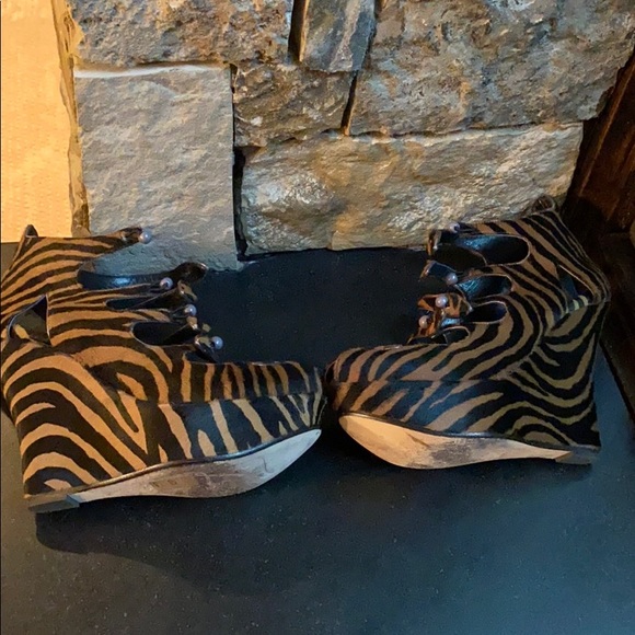 Zoraide platforms - Picture 4 of 4